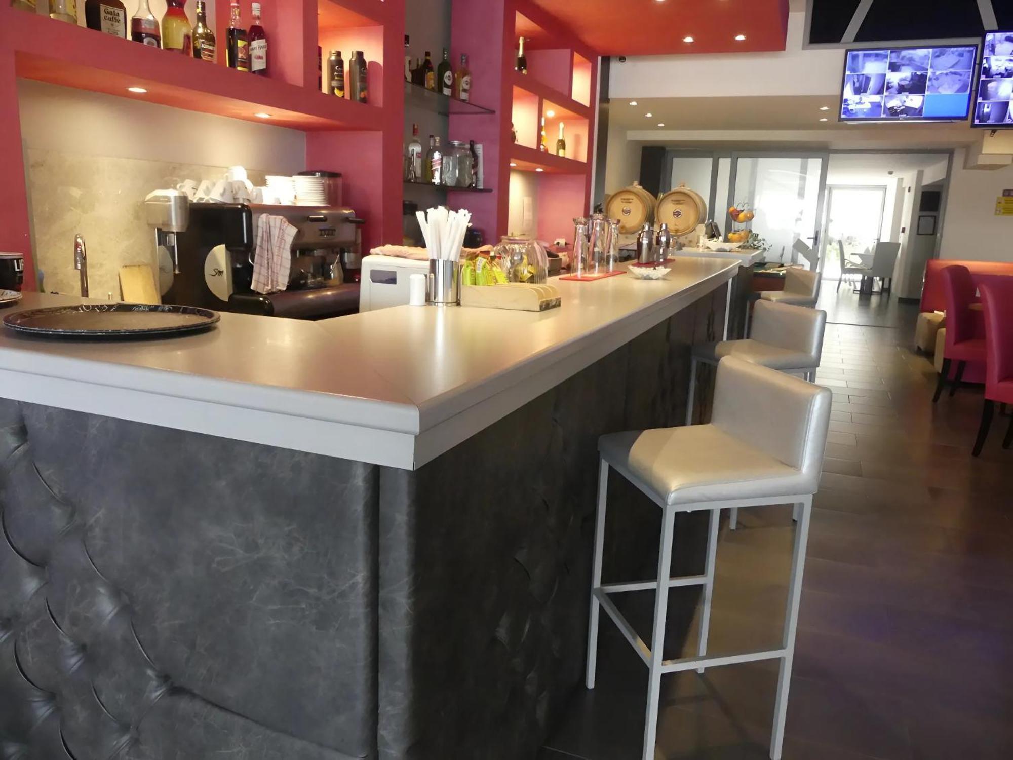 City Life Hotel Heraklion  ภายนอก รูปภาพ